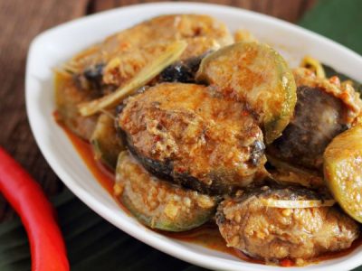 ปลาดุกผัดเผ็ด