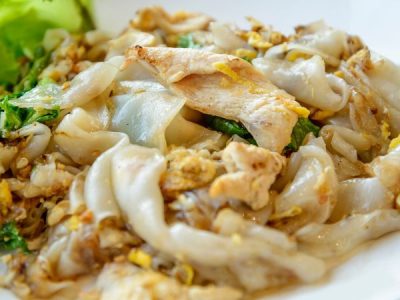 ก๋วยเตี๋ยวคั่วไก่