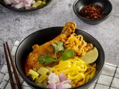 ข้าวซอยไก่
